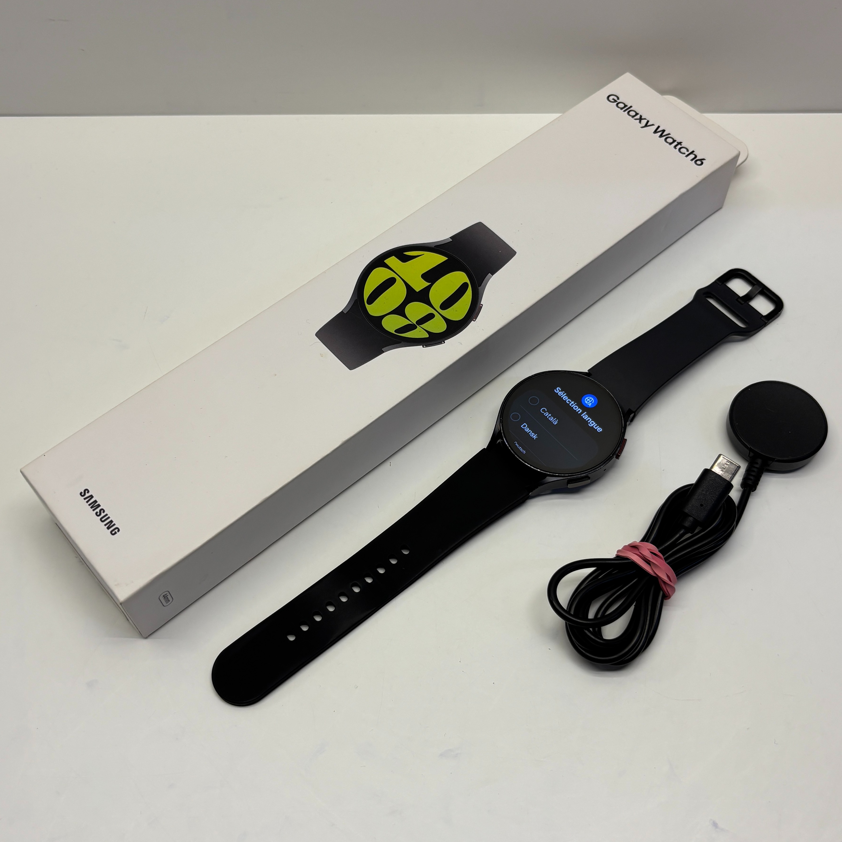 Affordable & Pre-owned Galaxy Watch 6 - Own4Less